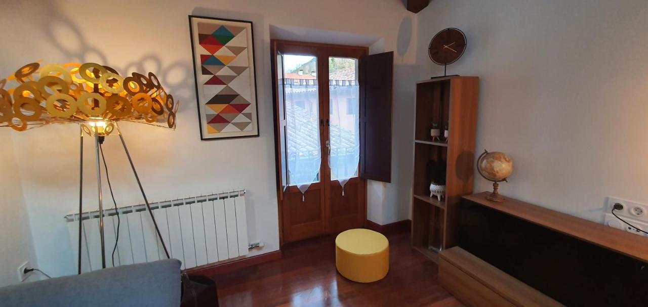 Apartmán Cal Tranquil Camprodon, Acollidor Atic Al Centre Exteriér fotografie